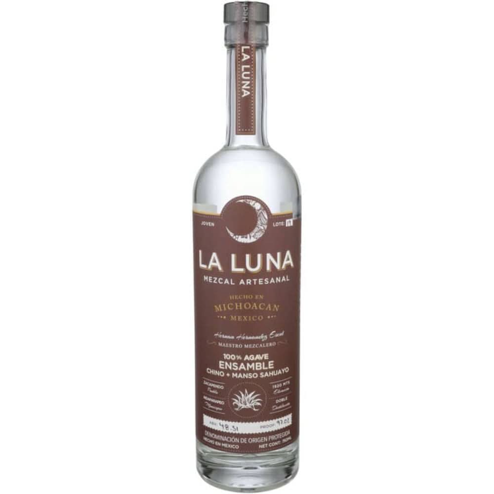 La Luna Mezcal Joven Ensamble Chino Manso Sahuayo